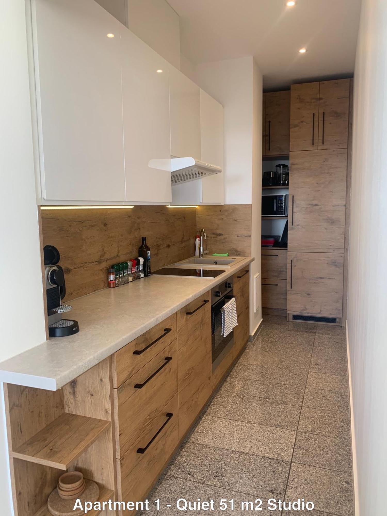 Clearvuehome Apartments Bratislava Slavin Exterior photo